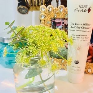 100% Pure Tea Tree Cleanser